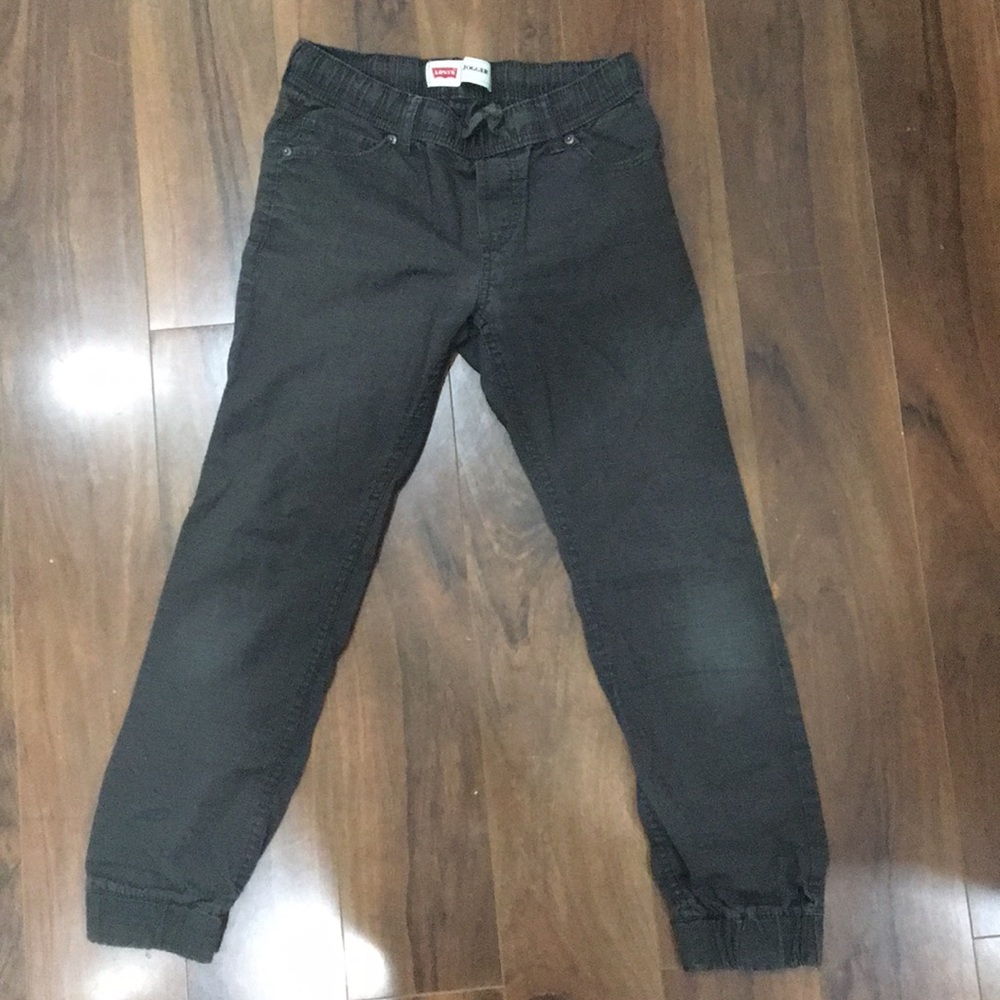 Boy’s Levi’s Jogger pants